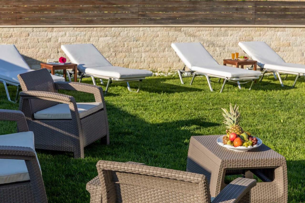 Villa Nissos Linia Ngoại thất bức ảnh